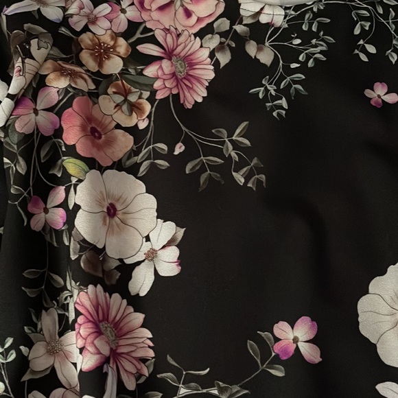 Bryn Walker Tunic - Picture 5 of 5